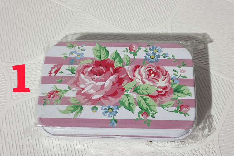 خریدجعبه فلزی کوچک طرح گلدار و تک شاخ (یونیکورن)