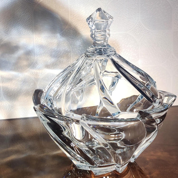 شکلات خوری بلور