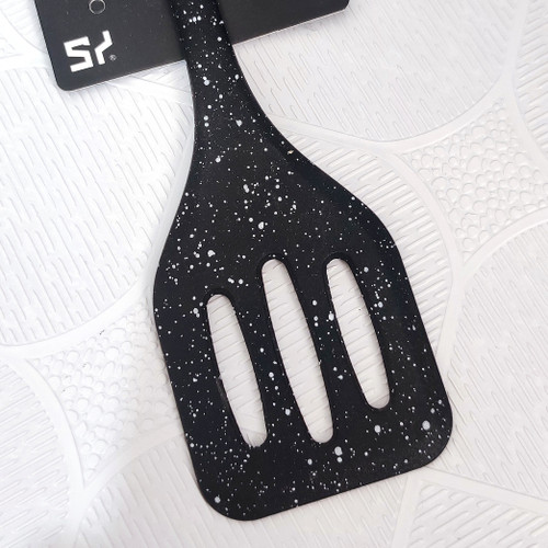 خرید کفگیر سیلیکونی مشکی