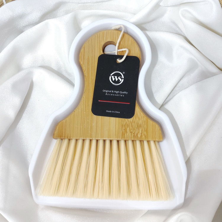 جارو چوبی با الیاف گیاهی