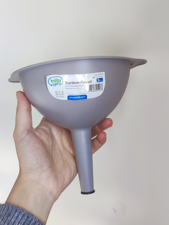 قیمت قیف پلاستیکی رنگ طوسی