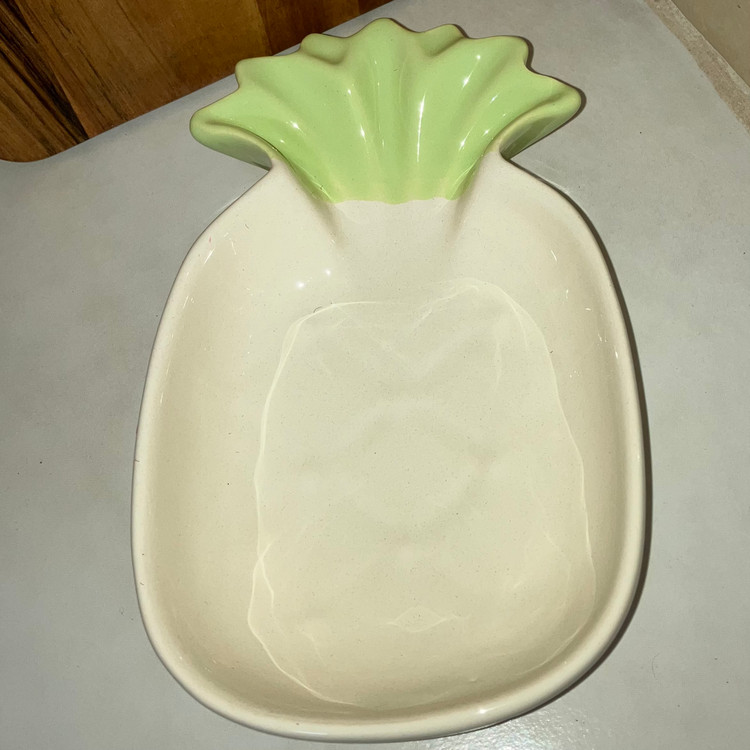 اردو خوری طرح آناناس