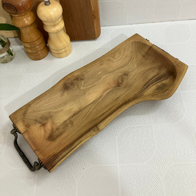 سینی سرو چوبی دفرمه دست ساز با چوب گردو