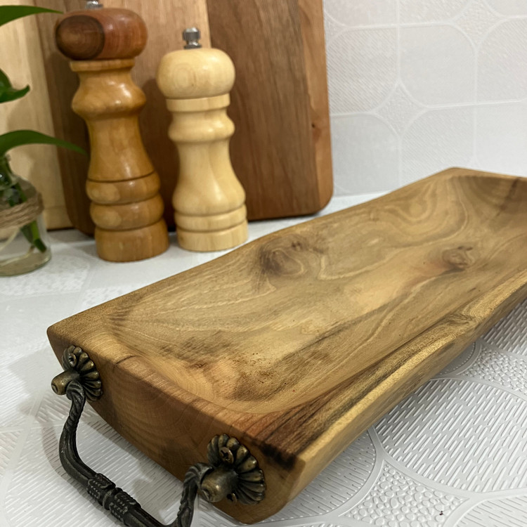 سینی سرو چوبی دفرمه دست ساز با چوب گردو