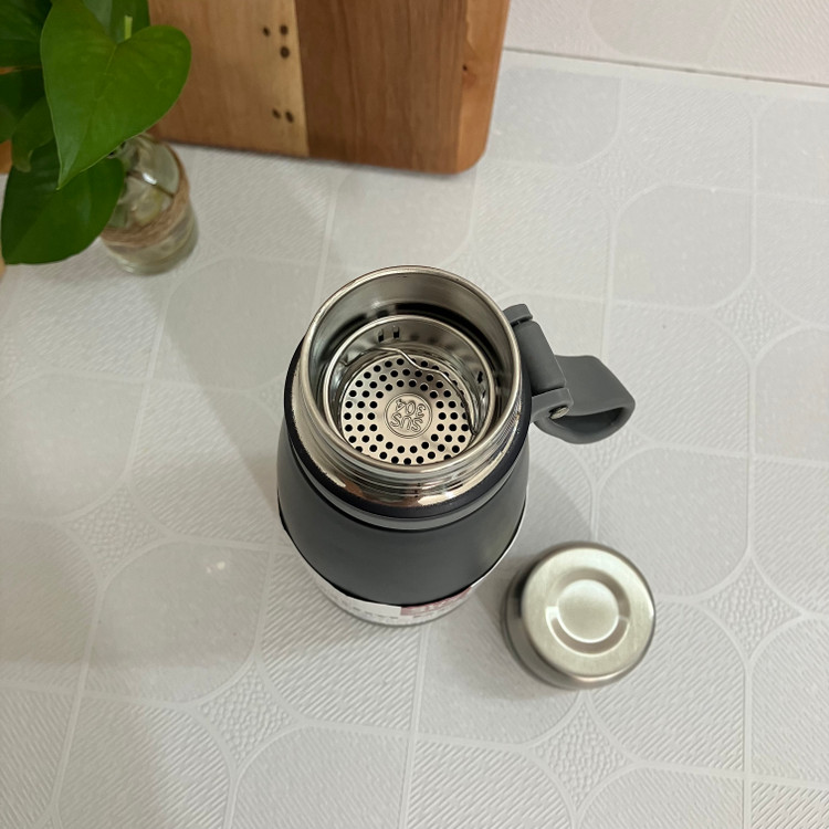 فلاسک مدل vacuum bottle گنجایش ۰.6 لیتر