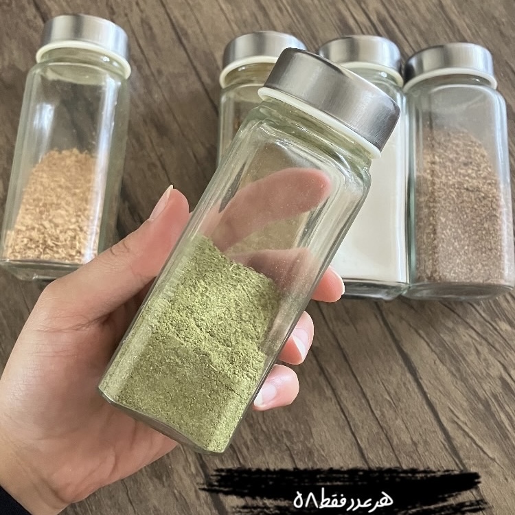 جا ادویه درب فلزی مک کارتی | جاادویه مکارتی چارگوش درب فلزی با سری نمکپاشی | شیشه ادویه مک کارتی درب فلزی | جا ادویه شیشه ای مکارتی درب فلزی سایز ۱۰ سانت